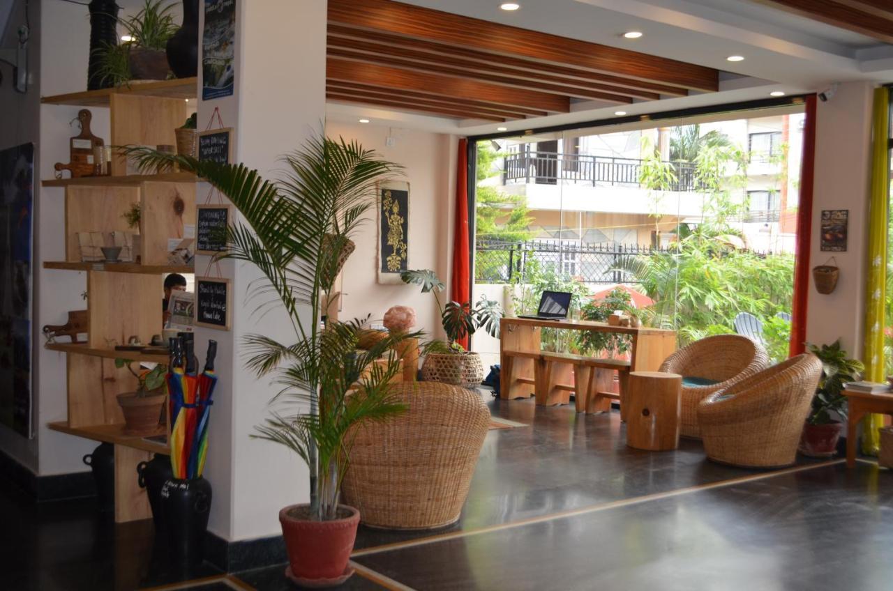 Hotel Karuna Pokhara Eksteriør bilde
