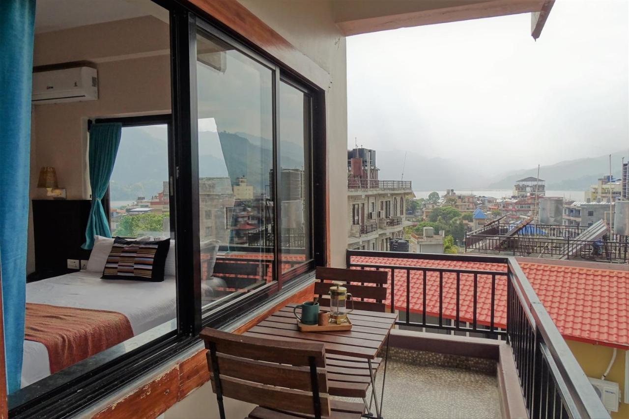 Hotel Karuna Pokhara Eksteriør bilde