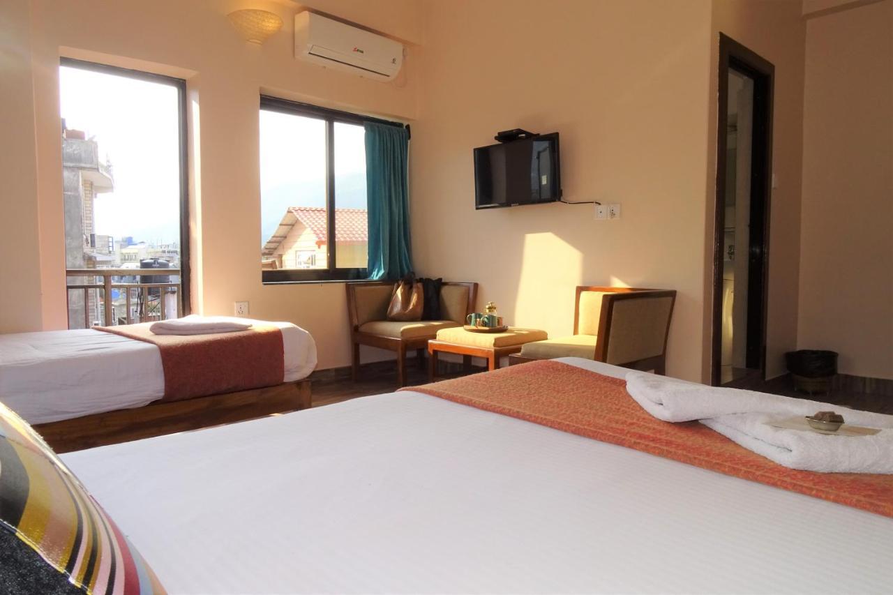 Hotel Karuna Pokhara Eksteriør bilde
