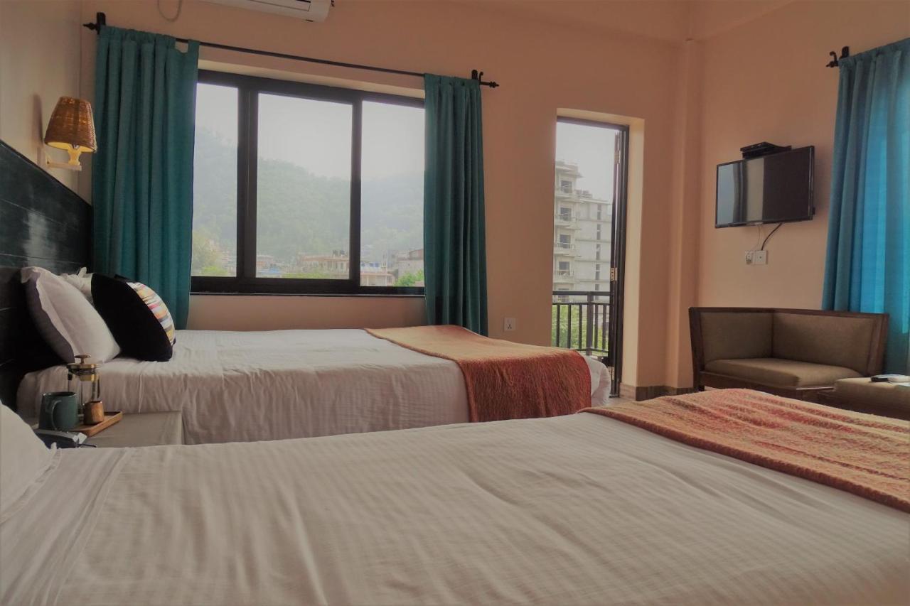 Hotel Karuna Pokhara Eksteriør bilde