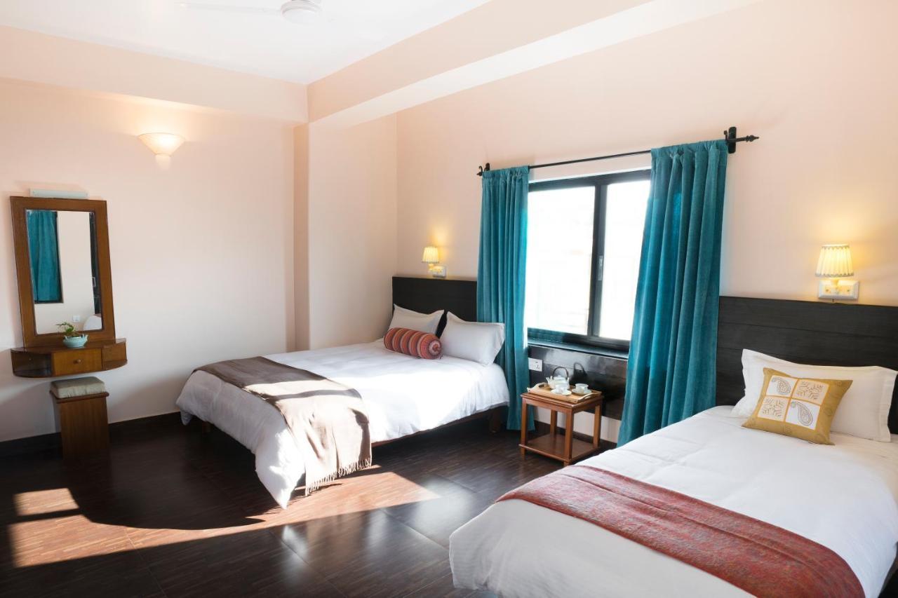Hotel Karuna Pokhara Eksteriør bilde
