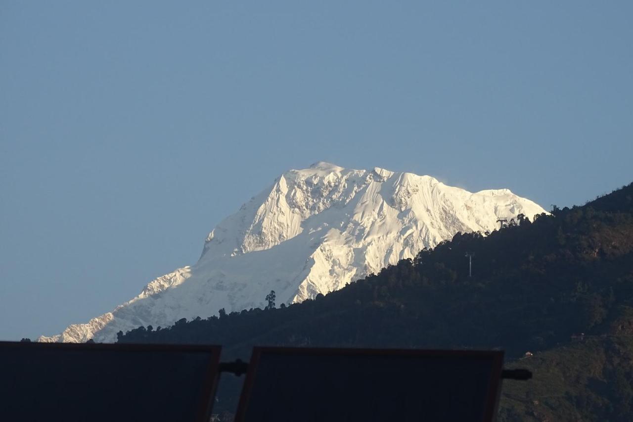 Hotel Karuna Pokhara Eksteriør bilde